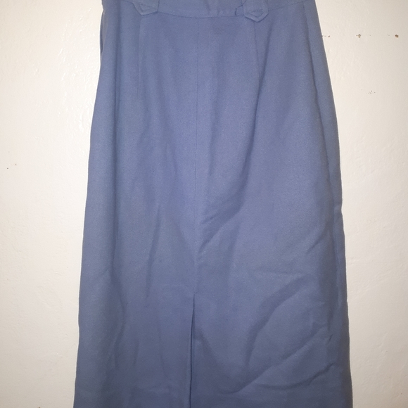 Vintage virgin wool skirt with kickpleat - Picture 7 of 11